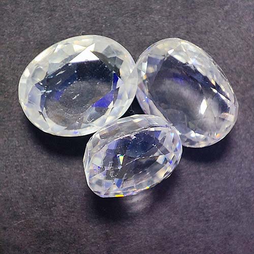 Zircon (White) - 8 to 9 Carat (Best Quality)